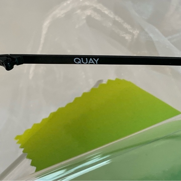 Quay Women’s Australia High Key Large Aviator Unisex - Picture 2 of 7